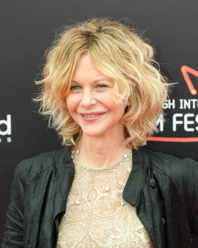 Meg Ryan short blonde curly shag