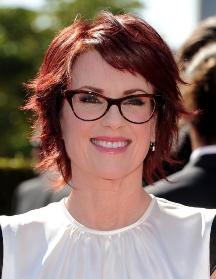 Megan Mullally Short Red Razor Haircut with Layers Megan Mullally Short Red Razor Haircut with Layers