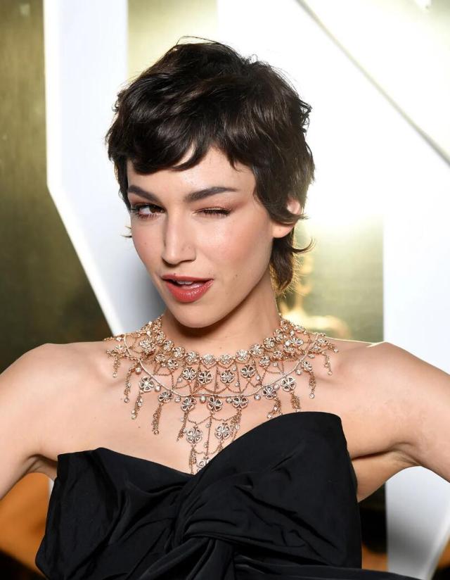 messy mullet pixie