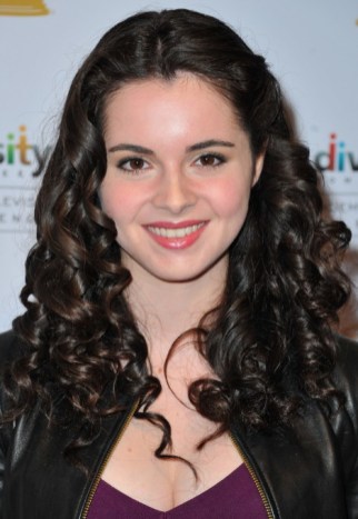 Middle Parted Long Curly Black Hairstyle for Women Middle Parted Long Curly Black Hairstyle 2013 -2014