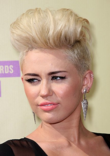 Miley Cyrus Fauxhawk Hairstyle for Women Miley Cyrus Fauxhawk Hairstyle for Women