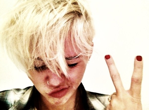 Miley Cyrus Short Pixie Cut August 2012 - New Short Hairstyle from Miley Cyrus  Miley Cyrus Short Pixie Cut August 2012