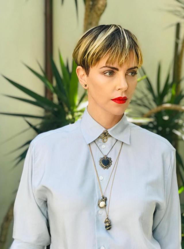 Pageboy Bangs
