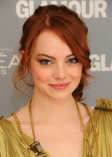 Pretty Red Loose Ponytail Hairstyle with Side Bangs Pretty Red Loose Ponytail Hairstyle with Side Bangs