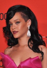 Rihanna Long Black Curly Hairstyle 2025 - 2025 Rihanna Long Black Curly Hairstyle 2012 - 2013