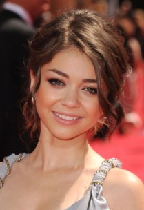 Cute Bun Updo Hairstyle for Girls - Sarah Hyland Hairstyles Cute Bun Updo Hairstyle for Girls - Sarah Hyland Hairstyles 2013
