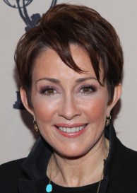 Short layered hairstyle for women over 50s Short layered hairstyle for women over 50s