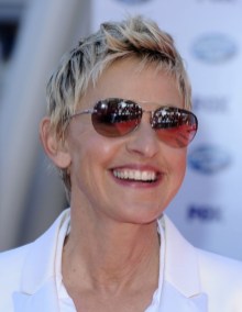 Short Pixie Hairstyles for Women Over Age 50 Short Pixie Hairstyles for Women Over Age 50