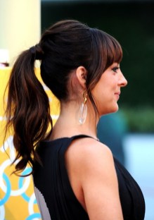 Sexy! Side View Lindsay Sloane Loose Ponytail Side View of Loose Ponytail - Lindsay Sloane Loose Ponytail