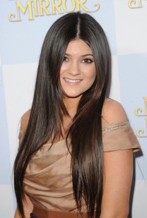 Kylie Jenner Sleek Haircuts for Long Hair Kylie Jenner Center Parted Sleek Haircuts for Long Hair