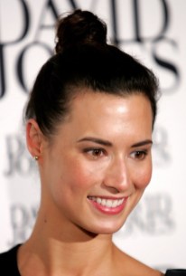 The Hair Knot Haircut - Top Hair Knot Hairstyle for Women The Hair Knot Haircut - Top Hair Knot Hairstyle for Women