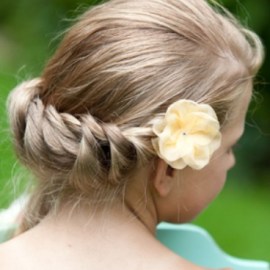 Twist Braid with Flowers