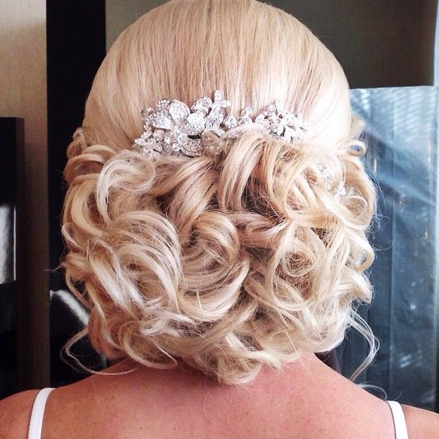 wedding updos for medium length hair