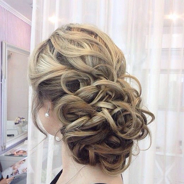 wedding updos for medium length hair